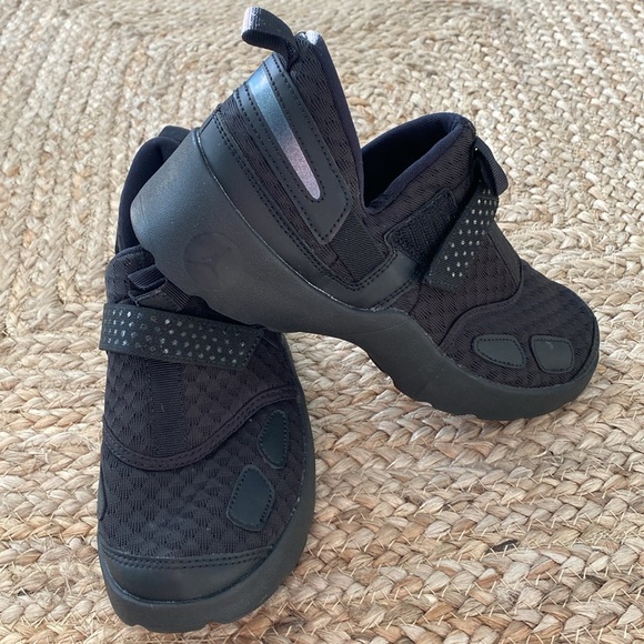 Kids’ Runners - Picture 6 of 8